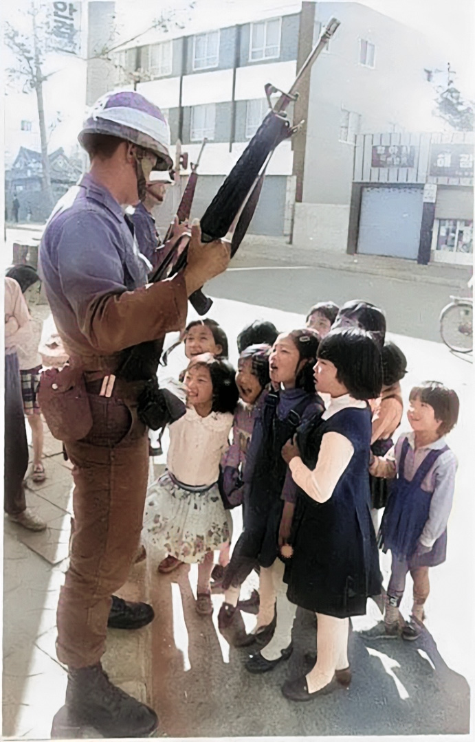 한강 소설에 등장하는 계엄군 실제 모습